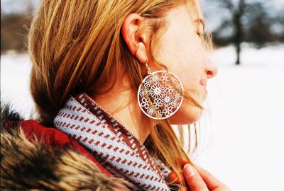 daisy earrings!