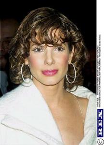 2002-12_ny-prem_10.jpg
