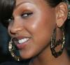 Click to view 16863_meagangood_71201045_10_t1.jpg