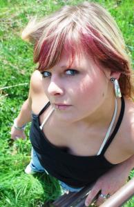 Hoop in the 2. hole, not the main hole!