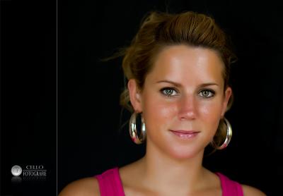 She with her new hoops!