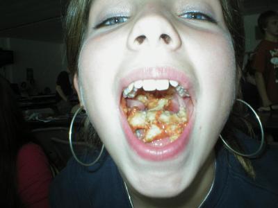 Eating in hoops! Unappetizingly!?