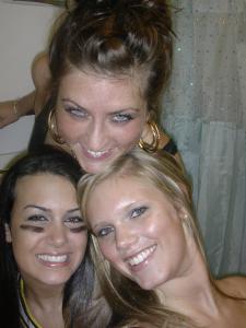 Two hoops at one ear!?