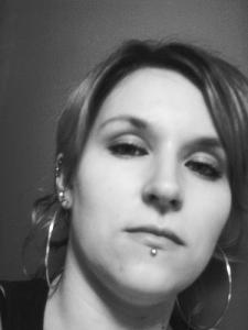 Multiple earlobes lady!!!