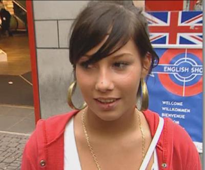 Wearing "Anna Bade"-like hoops