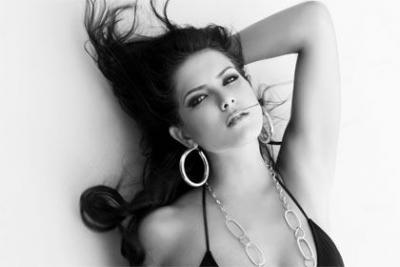 Debora Lyra
