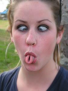 Strange tongue & eyes, but hoops!