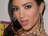 Click to view kim_kardashian_2_t1.jpg