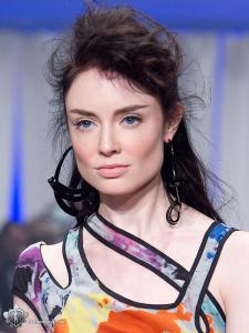 Stylish fashion hoop