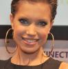 Click to view sylvie_van_t1.jpg