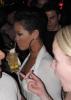 Click to view rihanna_14_t1.jpg