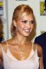 jessicaalbacomiccon01_t1.jpg