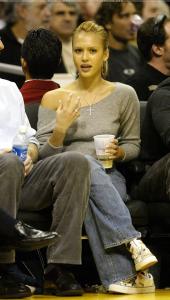 losangeleslakersvsdetroitpistons_hq008_jpg.jpg