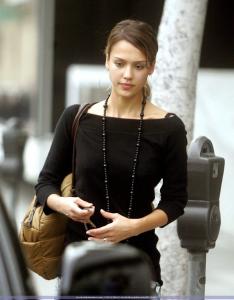 strollsthroughbeverlyhills_hq010.jpg