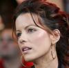 Click to view beckinsale9_t1.jpg