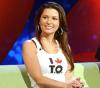 Open Album shania_twain_sofa.jpg